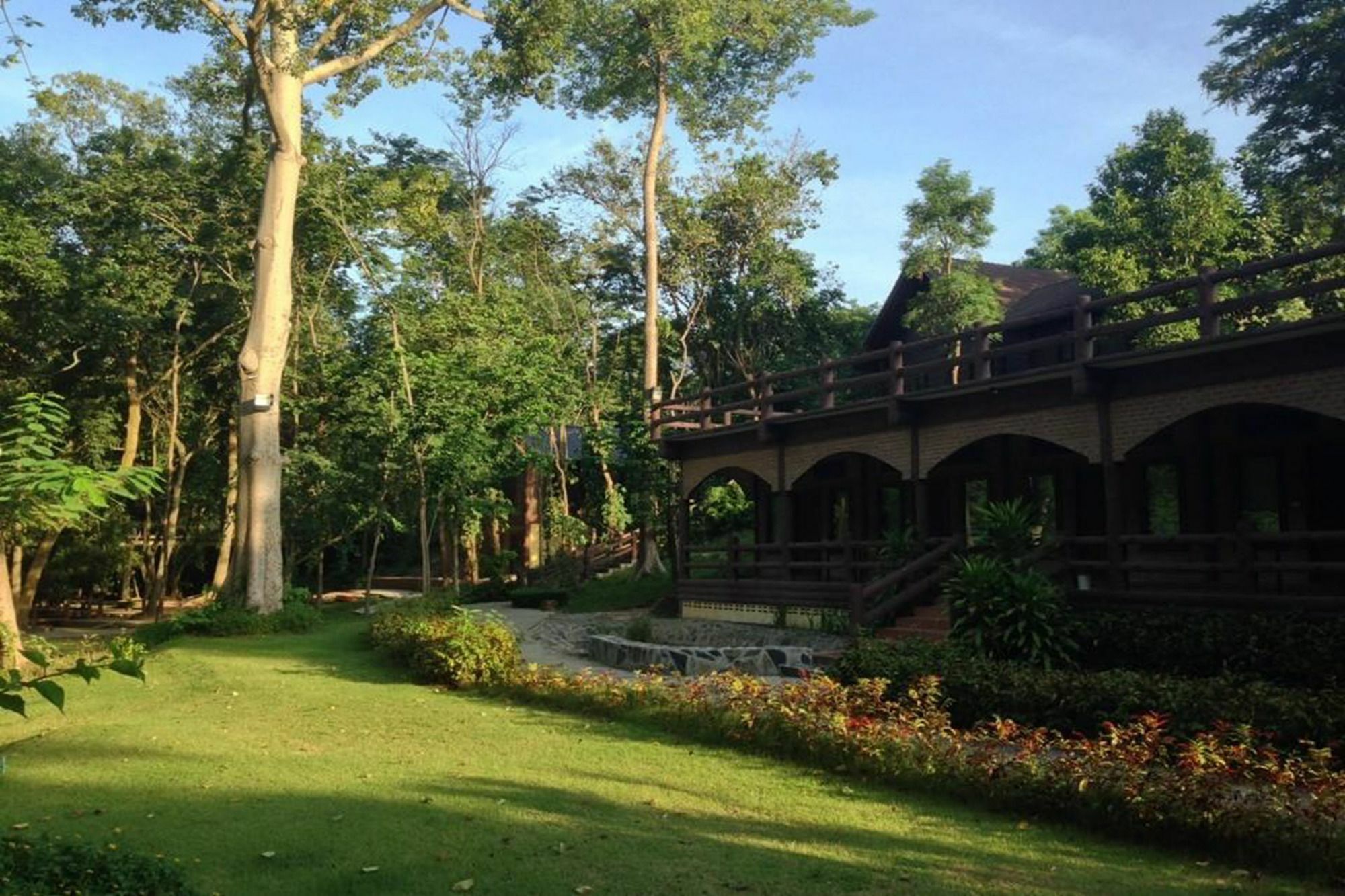 Khao Nam Fah Resort Pak Chong Exterior foto